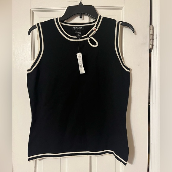 New York & Company Tops - New York & Co. sleeveless top NWT size large